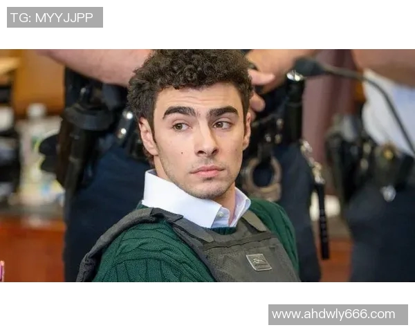 黑人足球明星因涉嫌谋杀引发社会热议与舆论风暴 黑人足球明星因涉嫌谋杀引发社会热议与舆论风暴